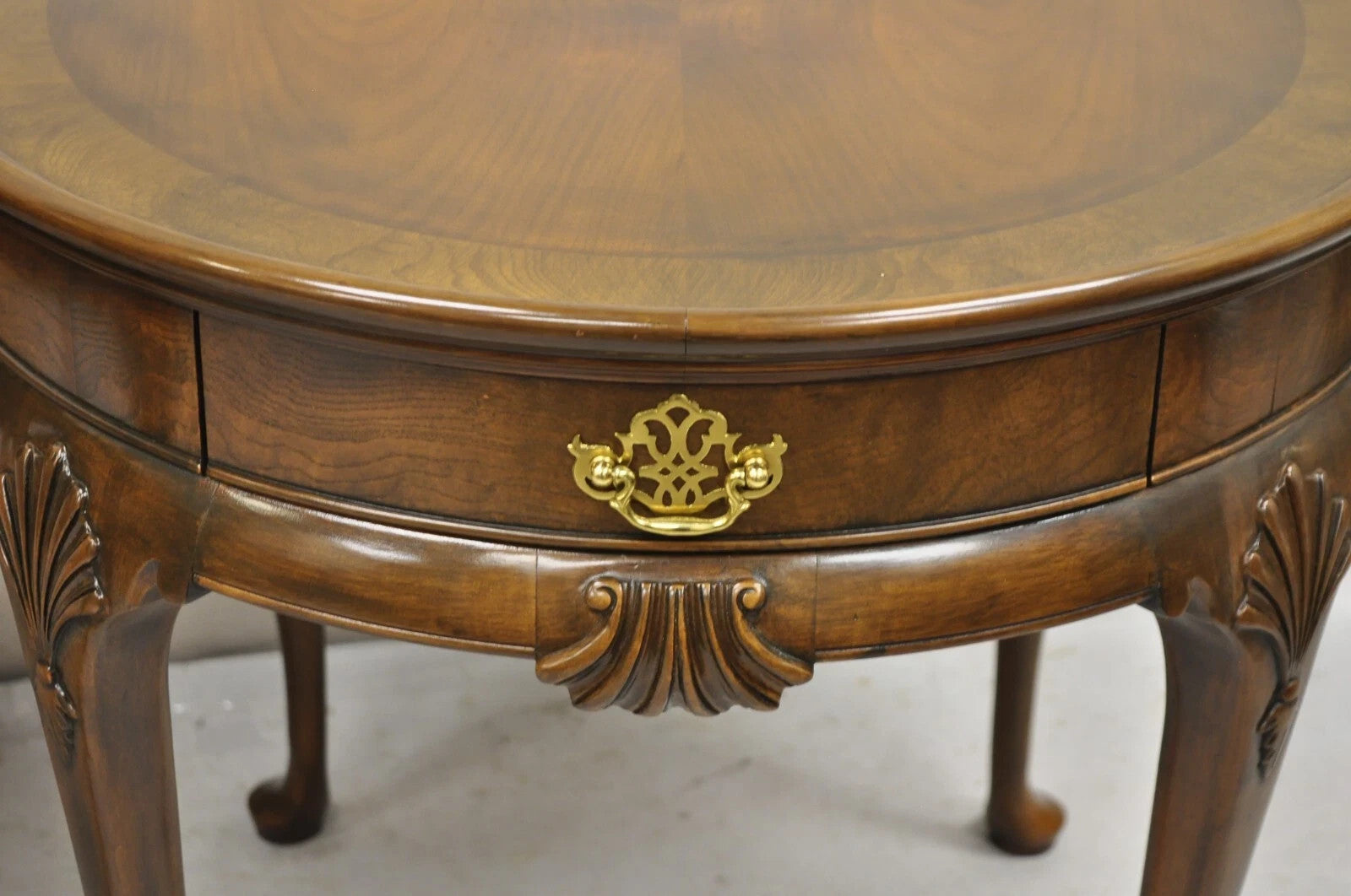 Vintage Baker English Queen Anne Style Burl Walnut Round Lamp End Tables - Pair