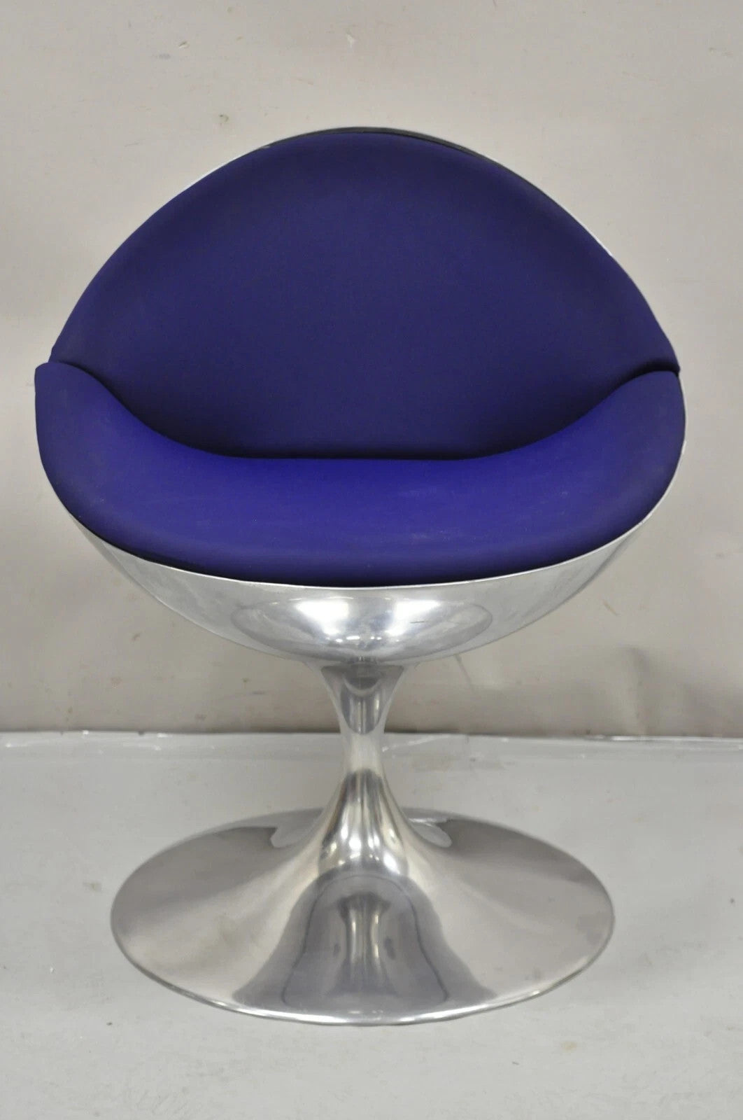 Prospettive Luna Swivel Aluminum Saarinen Style Blue Mid Century Modern Chair