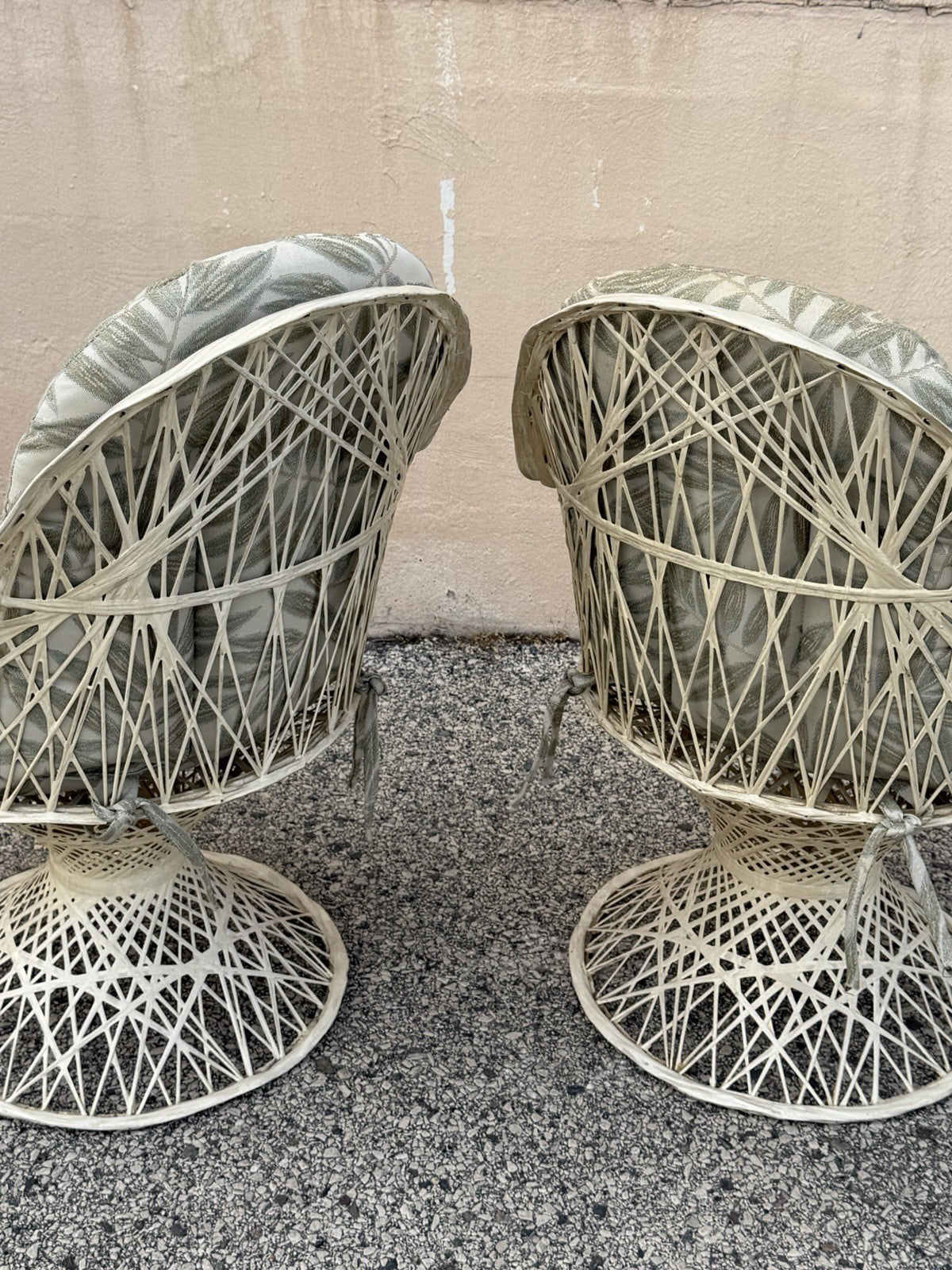 Vintage Russell Woodard Mid Century Spun Fiberglass Pedestal Base Arm Chair Pair