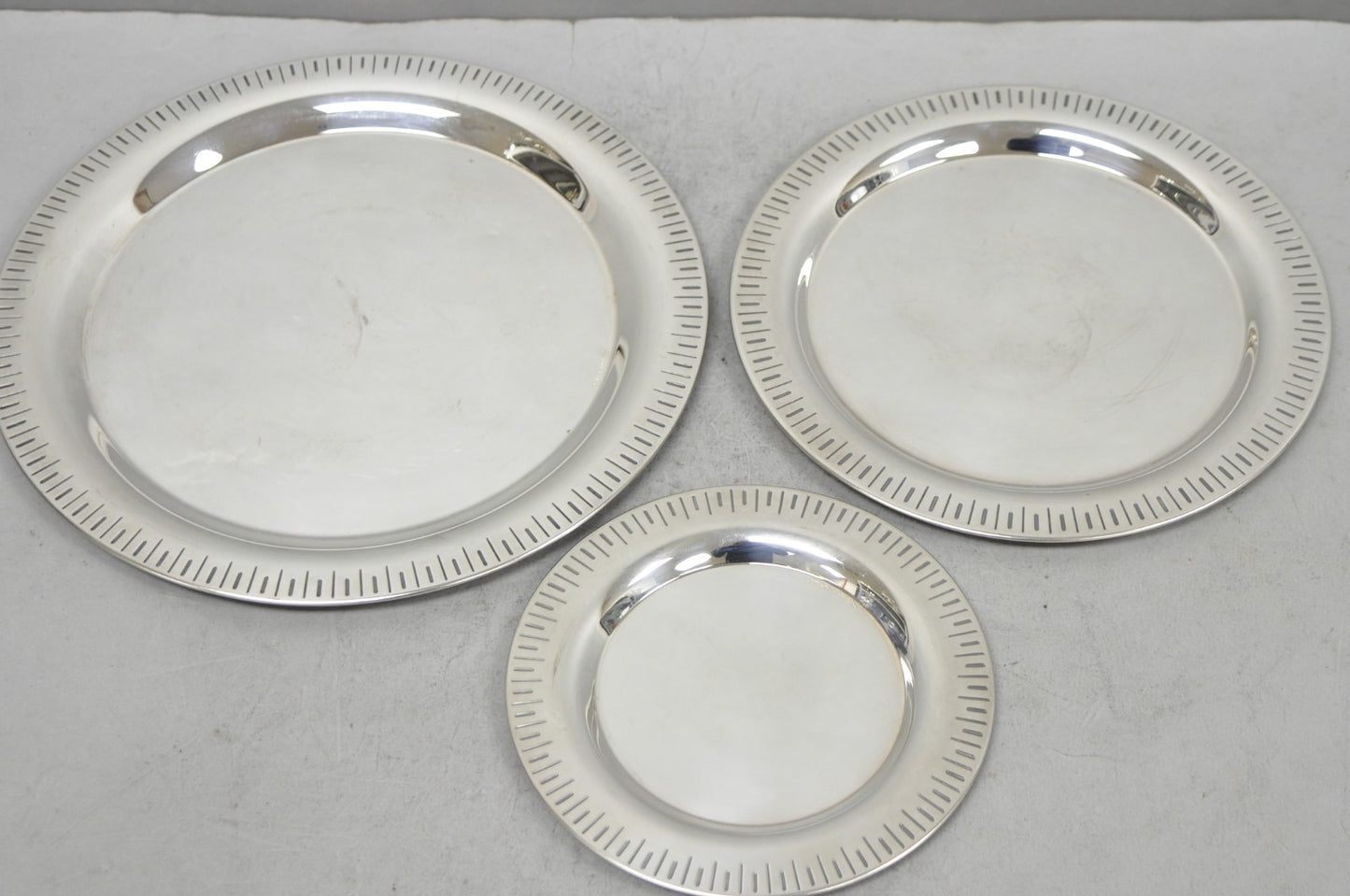 Vintage Hopeakeskus Oy Finland Modern Silver Plated Serving Plate Dishes - 3 Pc