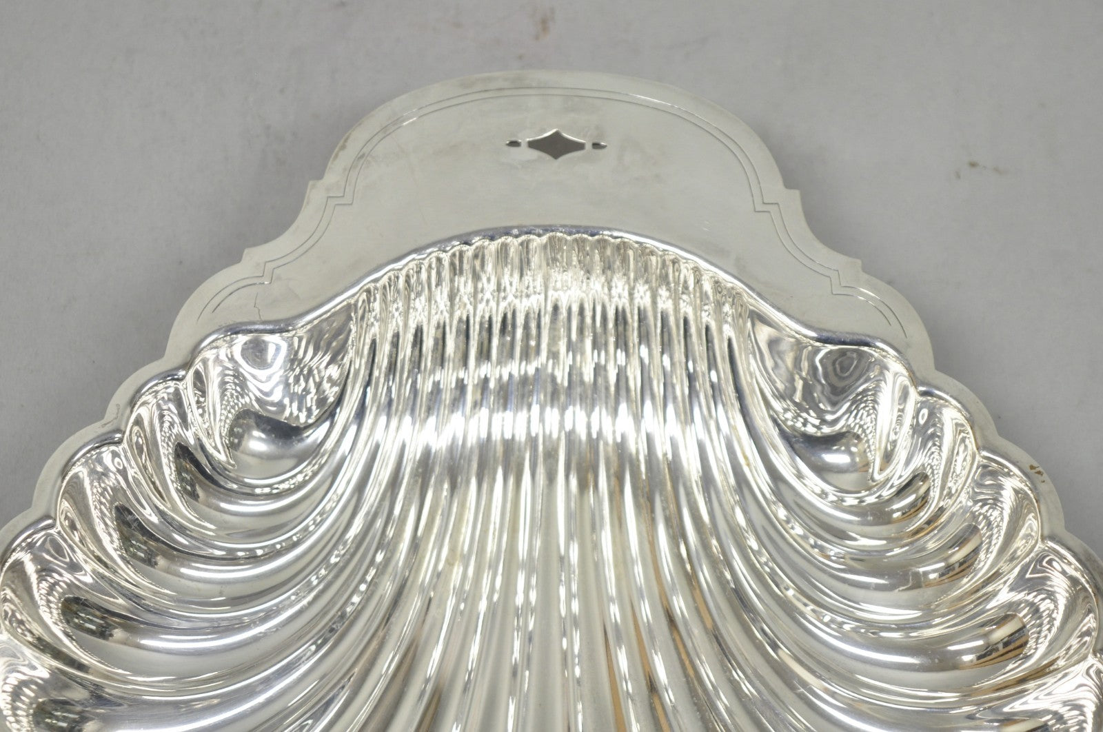 Vintage Mid Century Modern WM Rogers Silver Plated Clam Shell Serving Dish
