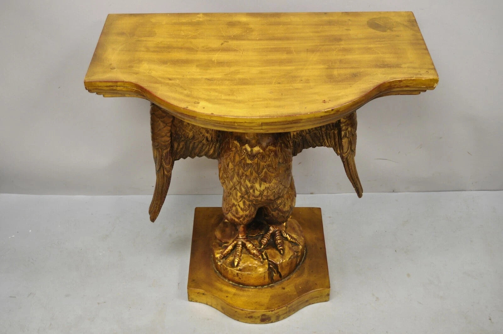 Vintage Neoclassical Style Gold Carved Wood American Eagle Console Hall Table