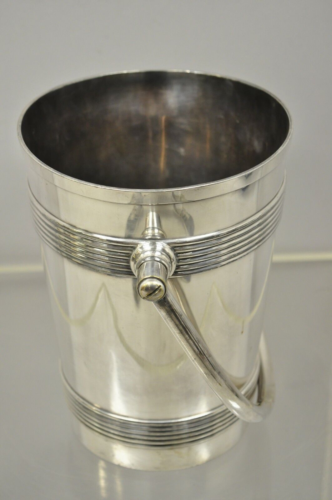 International Wilcox S.P. Co English Regency Champagne Ice Bucket 800 Silver