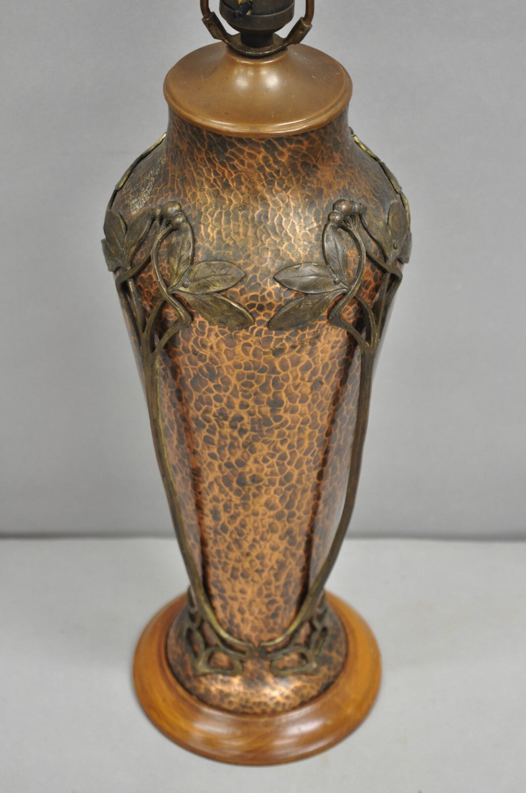 Antique WMF Jugendstil Art Nouveau Hand Hammered Copper Vase Table Lamp