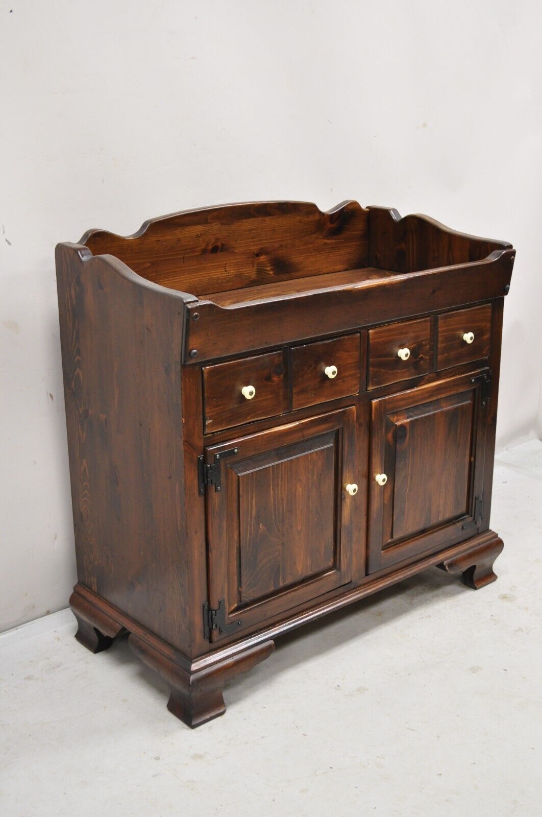 Ethan Allen Old Tavern Antiqued Pine Wood Drysink Cupboard Buffet Cabinet