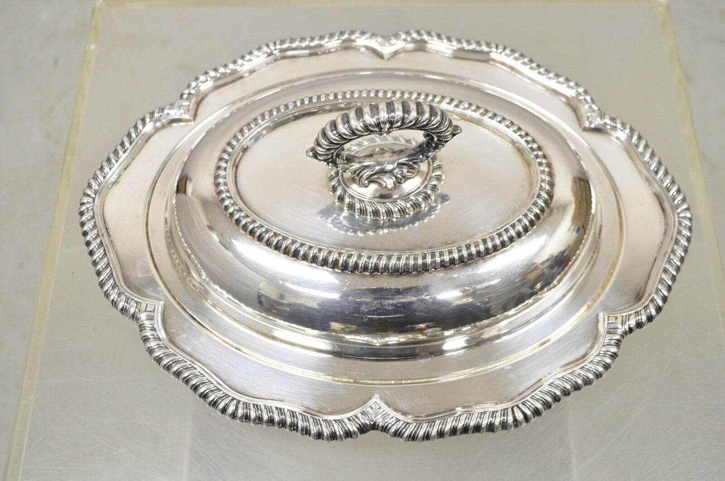 Vtg English Victorian Silver Plated Oval Lidded Vegetable Serving Platter Dish