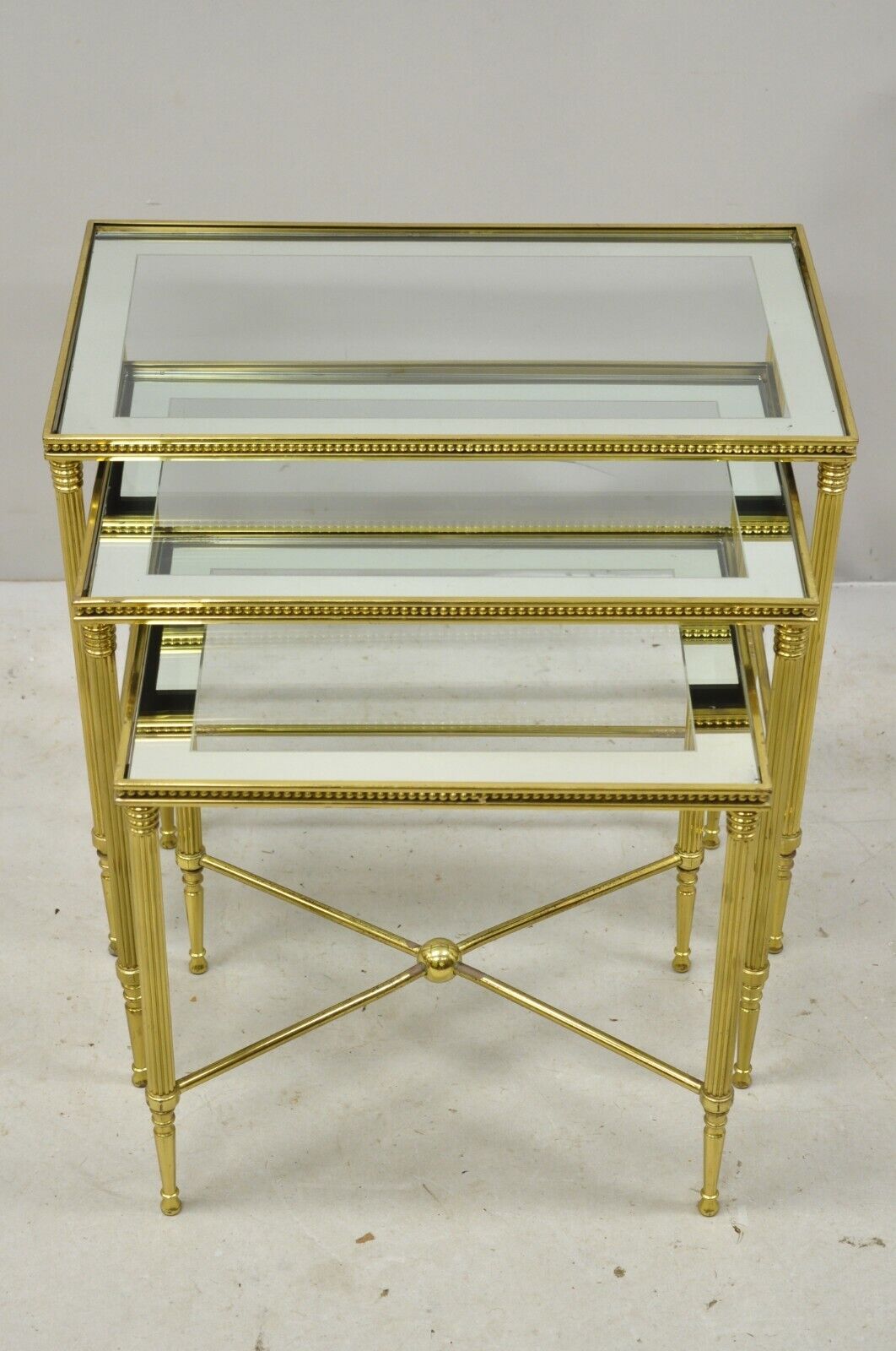 Brass Italian Hollywood Regency Side Nesting Tables Glass Top Tapered Legs Set 3