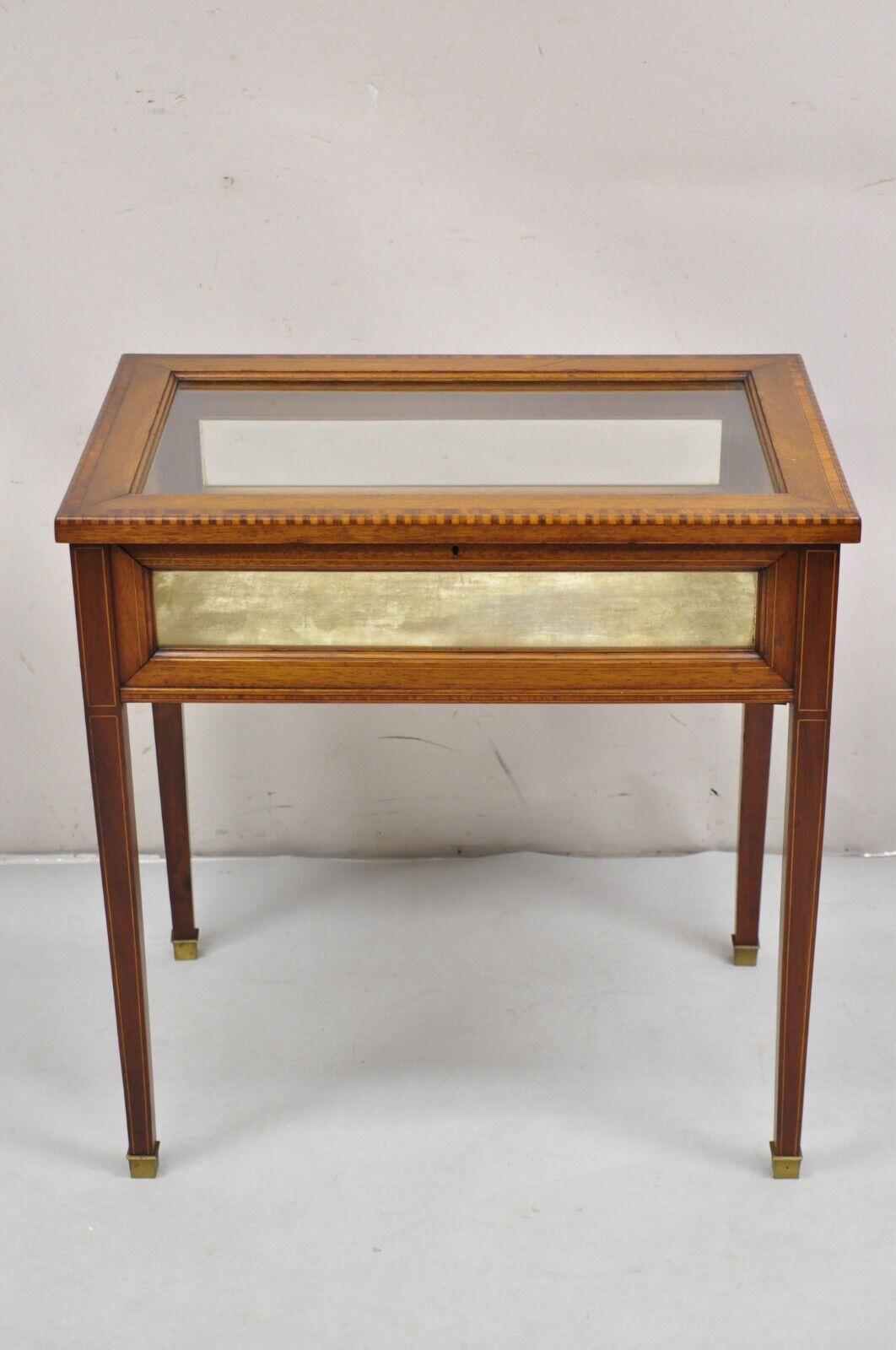 Antique English Edwardian Inlaid Mahogany Small Bijouterie Curio Display Table