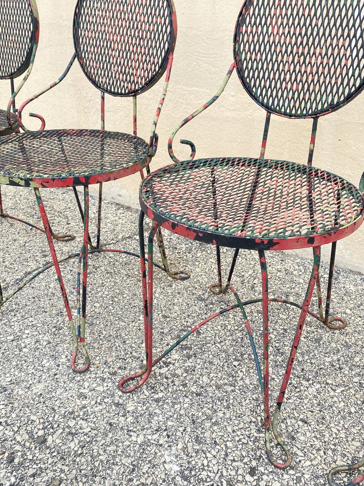 Vintage Victorian Style Small Wrought Iron Camo Paint Garden Patio Chairs Set 4