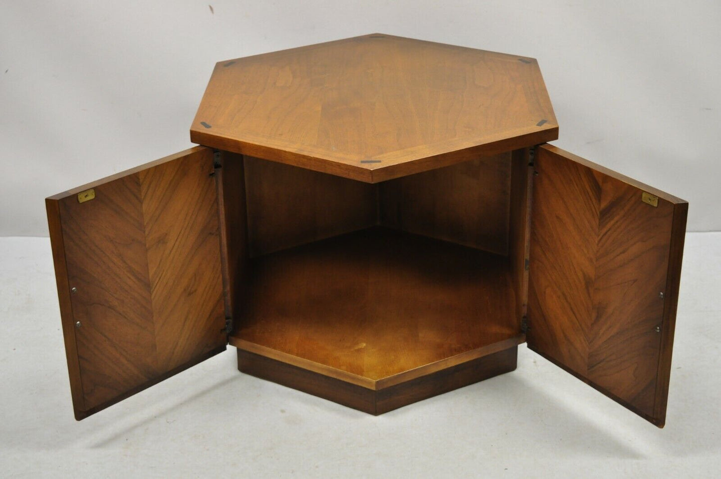 Lane Altavista Mid Century Modern Walnut 2 Door Side Drum End Table Cabinet