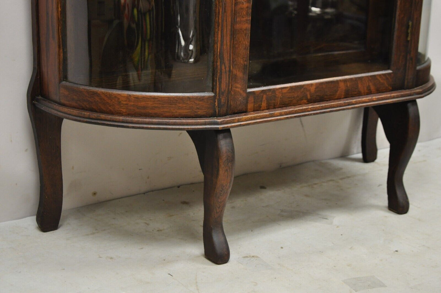 Antique American Victorian Oak Wood Curved Glass China Display Cabinet