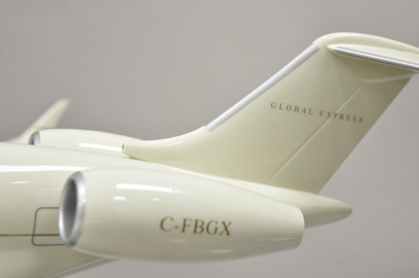 Space Model London England Global Express C-FBGX Bombardier Airplane Model Plane