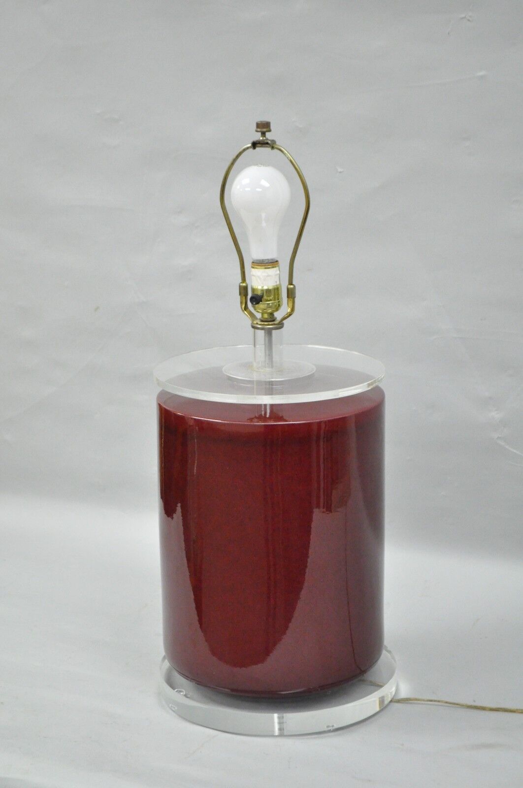 Vintage Mid Century Modern Red Ceramic Sculptural Clear Lucite Table Desk Lamp