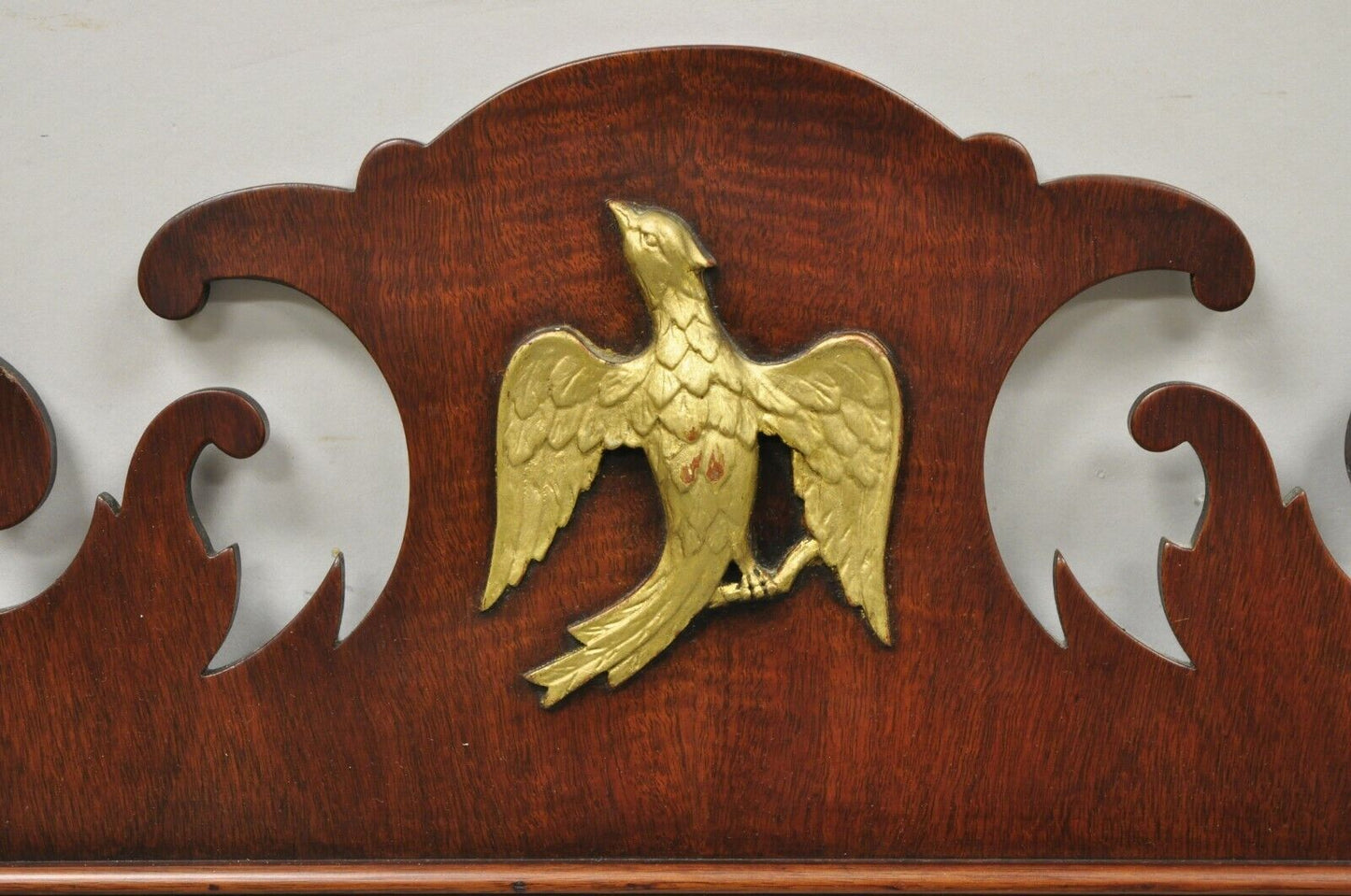 Antique Kindel Oxford Mahogany Frame Federal Mirror Wall Gold Gilt Carved Eagle