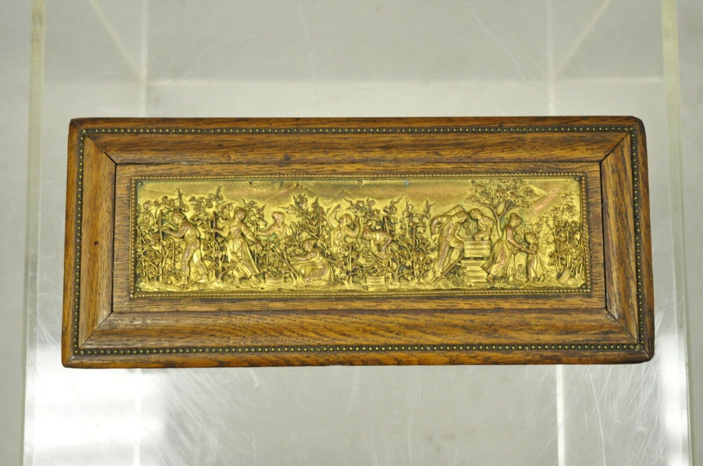 Antique E. Schutzmarke Oak Wood Figural Bronze Relief Jewelry Box Casket