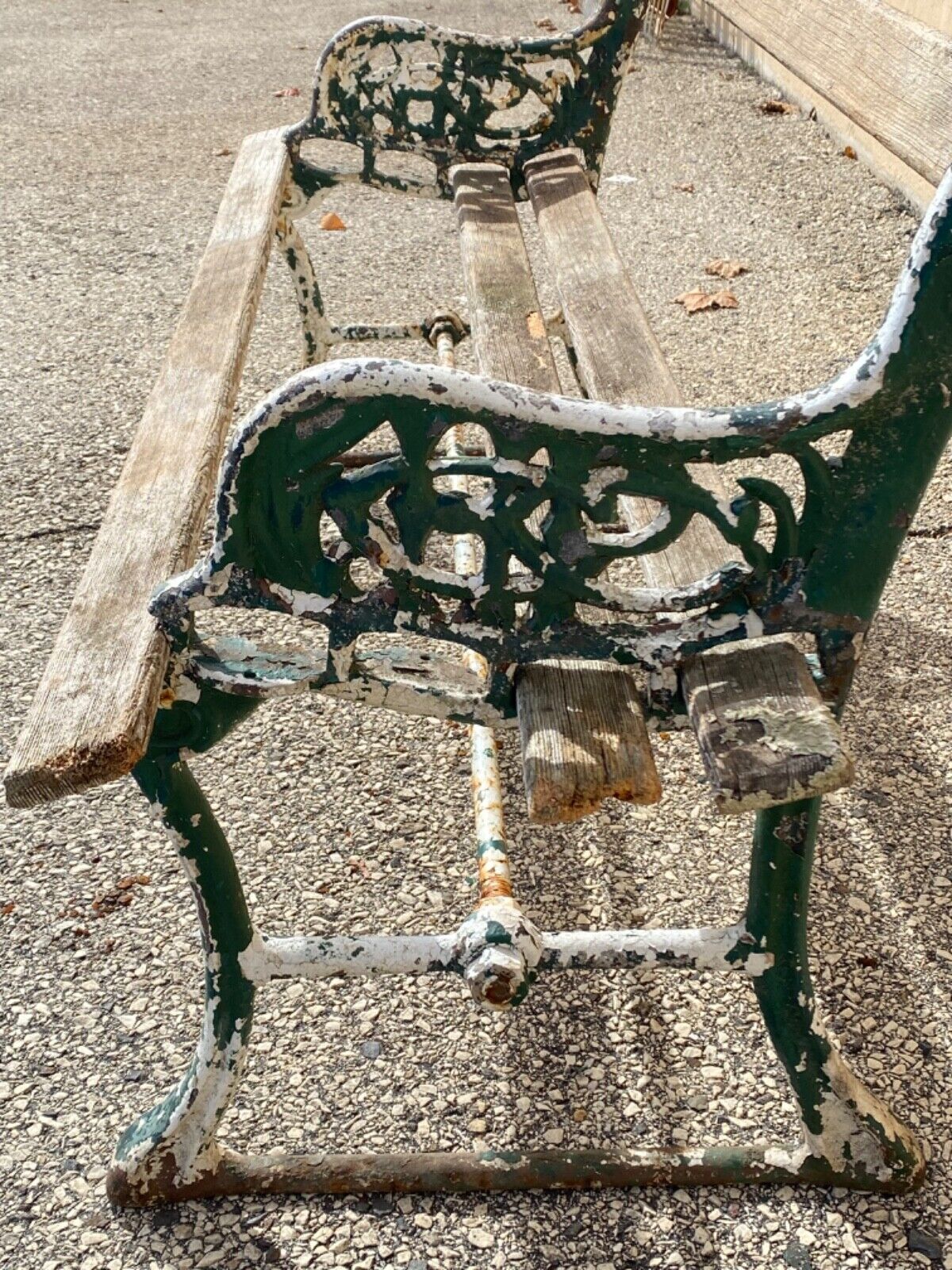 Antique English Victorian Cast Iron Wooden Slat Garden Seat Patio Park Bench