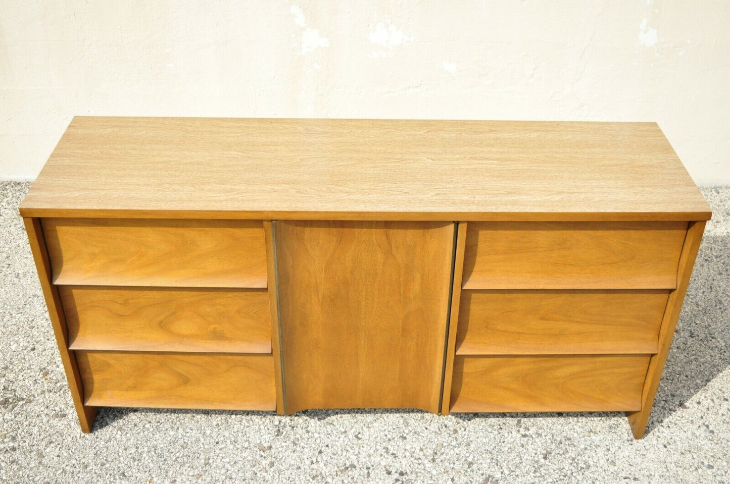 Johnson Carper Mid Century Modern 9 Drawer Walnut Laminate Credenza Long Dresser