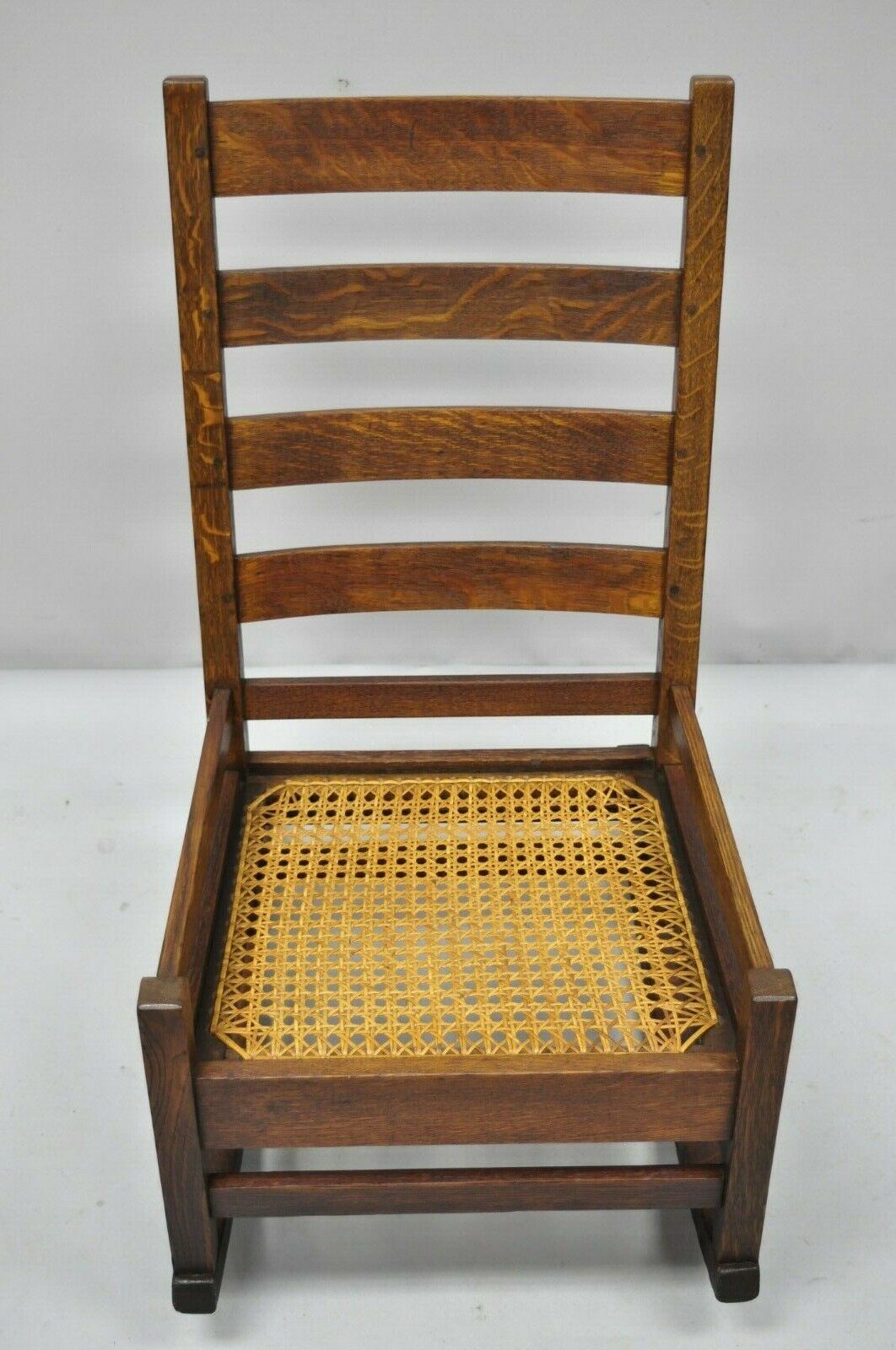 Antique Arts & Crafts Mission Oak Ladder Back Hip Rail Rocker Rocking Chair