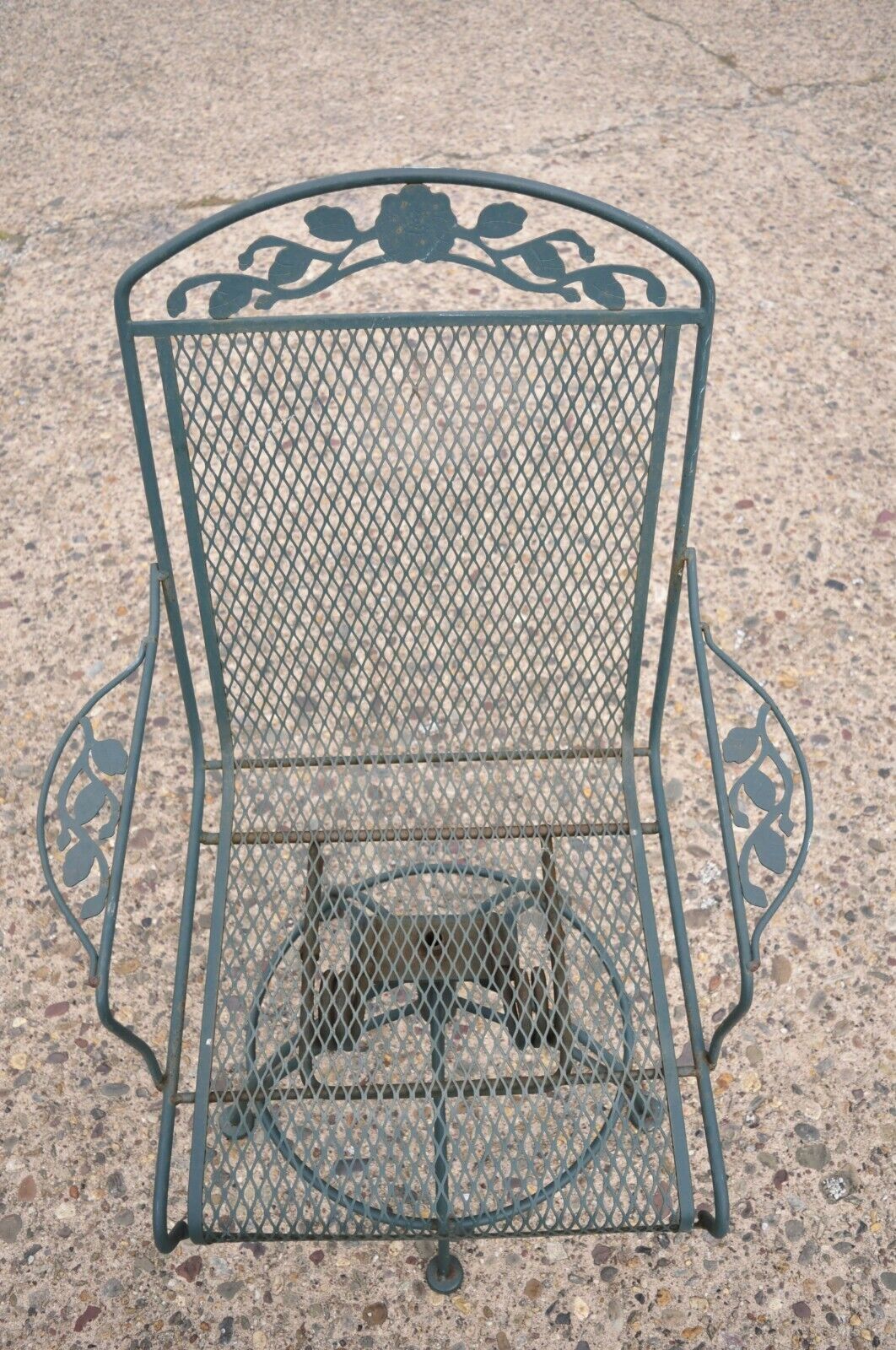 Vintage Meadowcraft Dogwood Green Wrought Iron Swivel Spring Garden Patio Chair