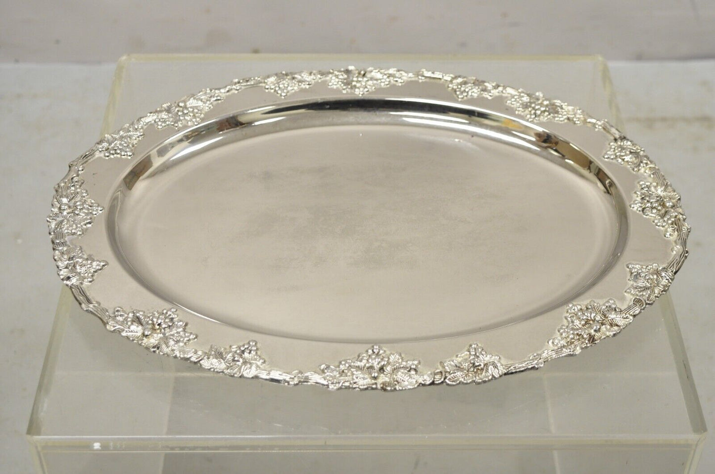 Vtg Godinger Victorian Style Silver Plated Grape Cluster 17" Oval Platter Tray