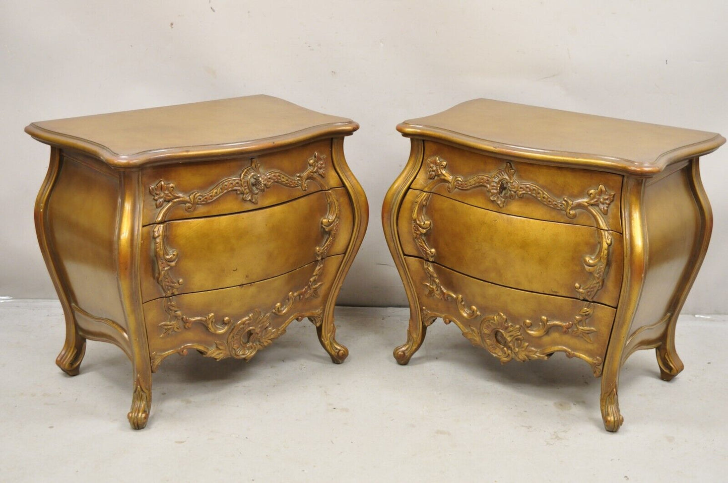 Vintage French Rococo Baroque Style Gold Gilt Bombe Nightstands -  a Pair