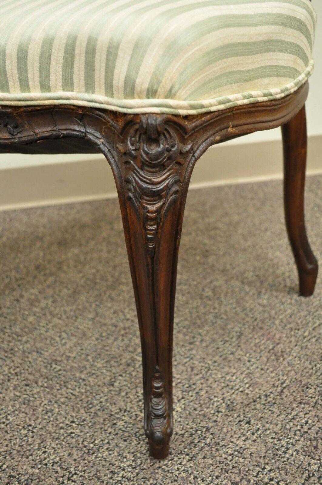 Pair of Antique Carved Walnut French Victorian Louis XV Style Side Accent Chairs