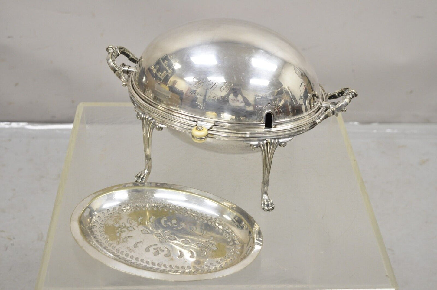 Antique GWS English Victorian Silver Plated Revolving Buffet Serving Dish