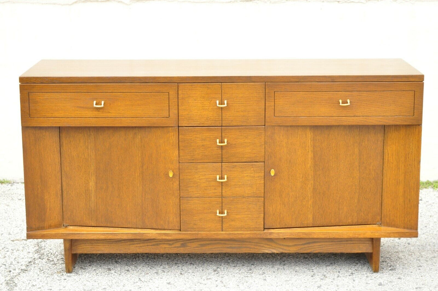 Raymond Loewy Mengel Mid Century Modern Sculpted Oak Buffet Credenza