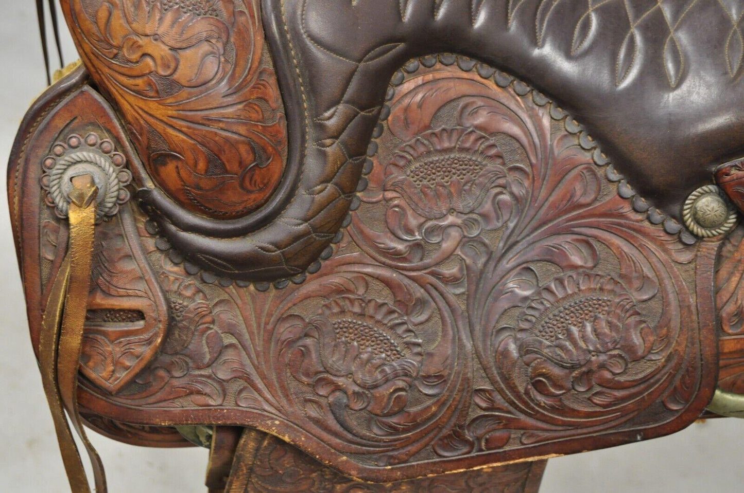 Vintage ML Leddy's Brown Tooled Leather Western Show Horse Saddle