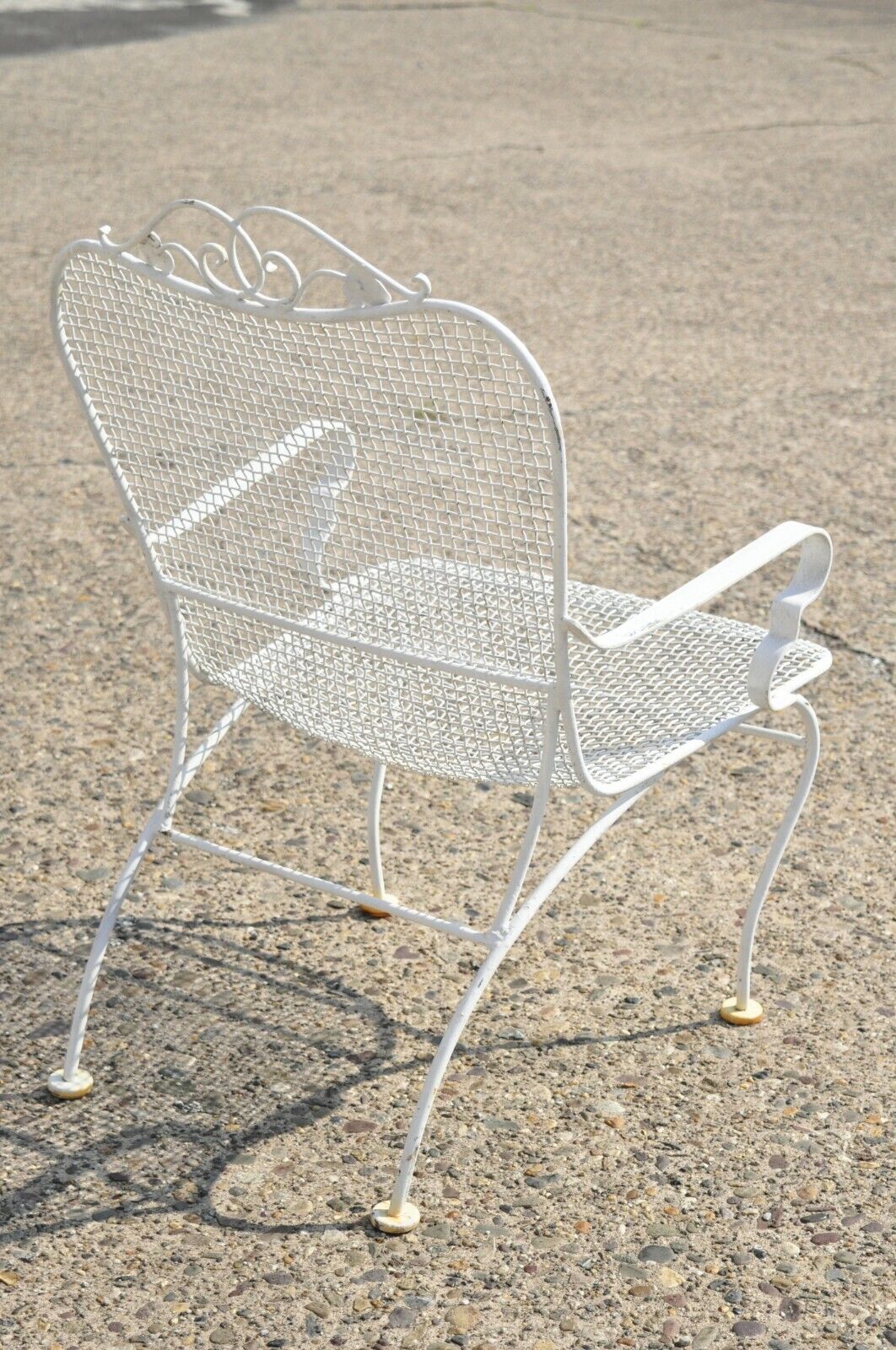 Vintage Russell Woodard Sculptura Mid Century Modern Iron Patio Dining Arm Chair