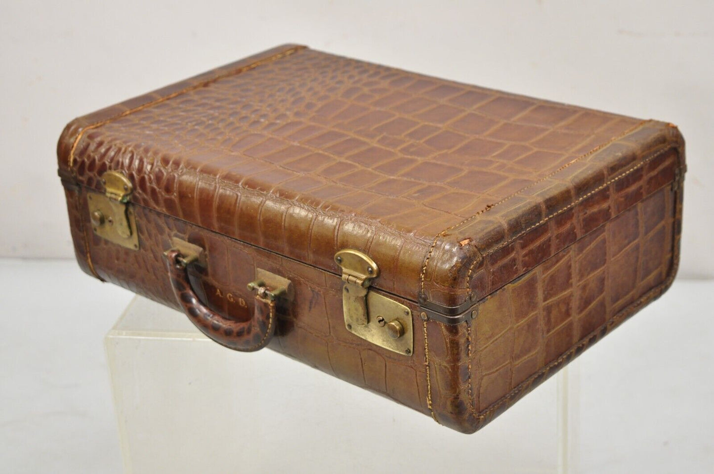 Vintage Art Deco Brown Leather Crocodile Embossed 18" Hard Suitcase Luggage