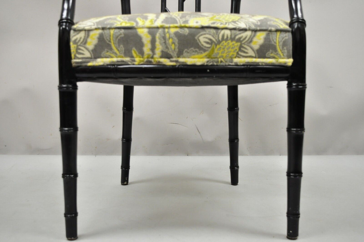 Vintage Chinese Chippendale Black Lacquer Faux Bamboo Fretwork Lounge Chair