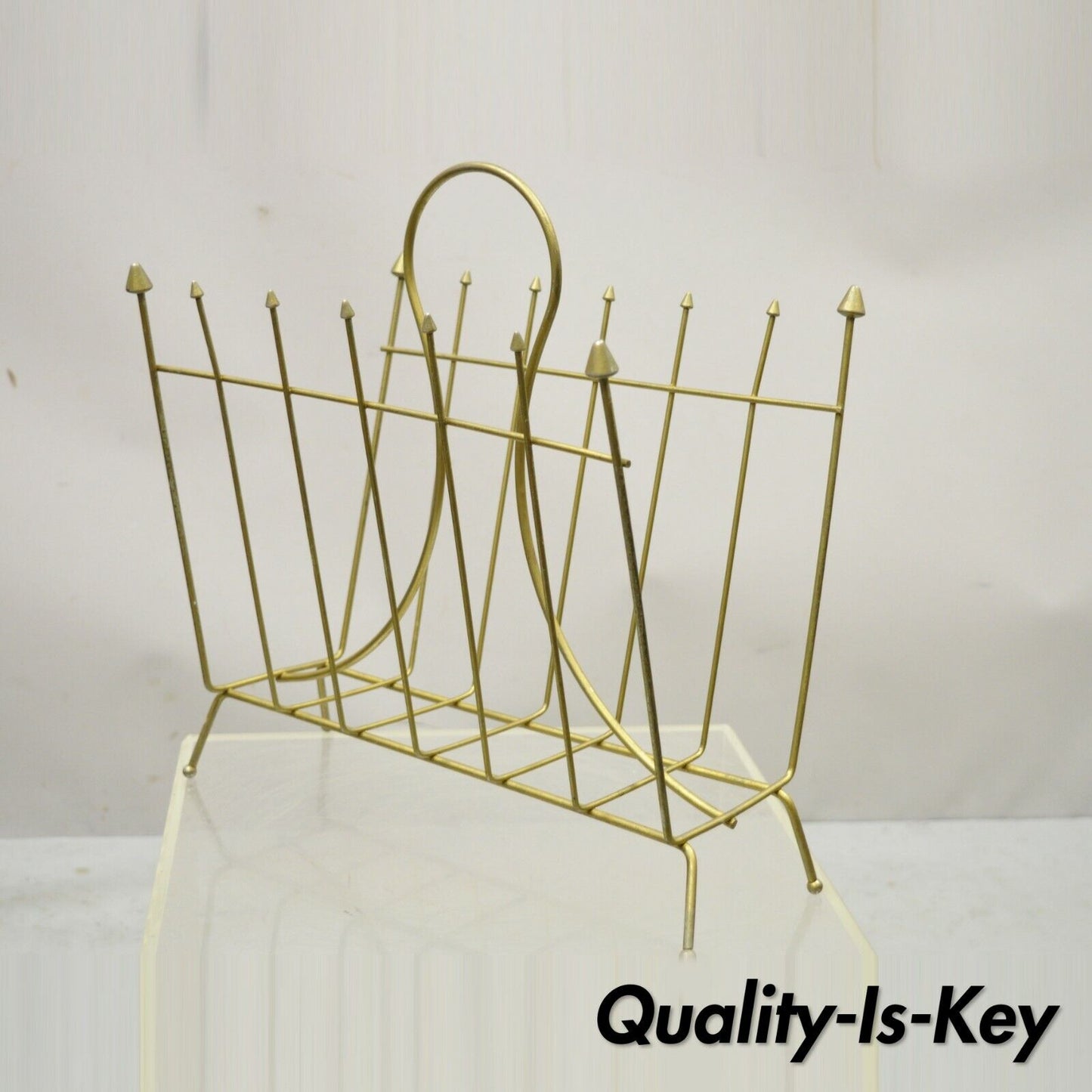 Vintage Mid Century Modern Atomic Era Metal Wire Gold Magazine Rack Stand