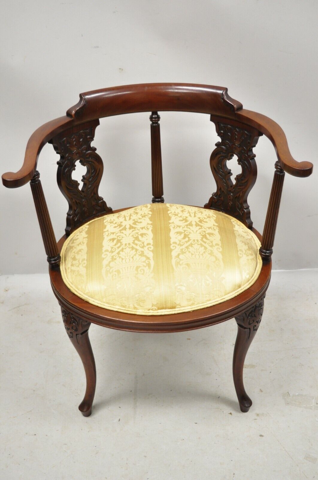 Antique Victorian French Style Mahogany Vanity Accent Side Chair with Round Seat