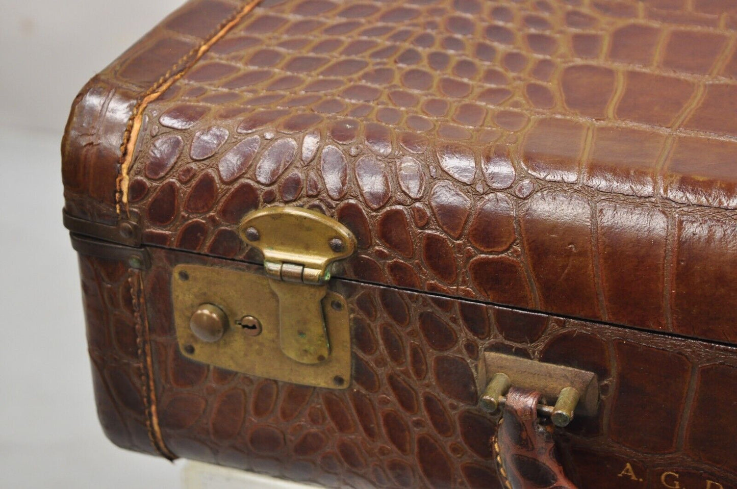 Vintage Art Deco Brown Leather Crocodile Embossed 18" Hard Suitcase Luggage