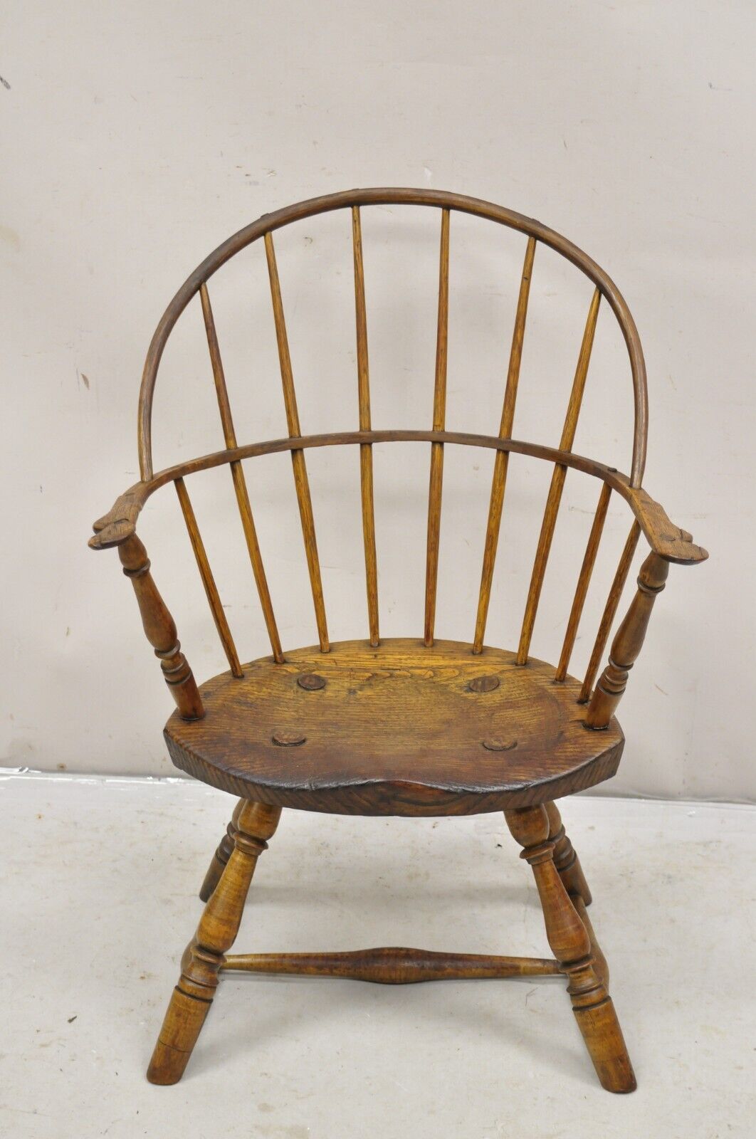 Antique 19th C Chestnut & Oak Wood Primitive Small Bowed Windsor Arm Chair