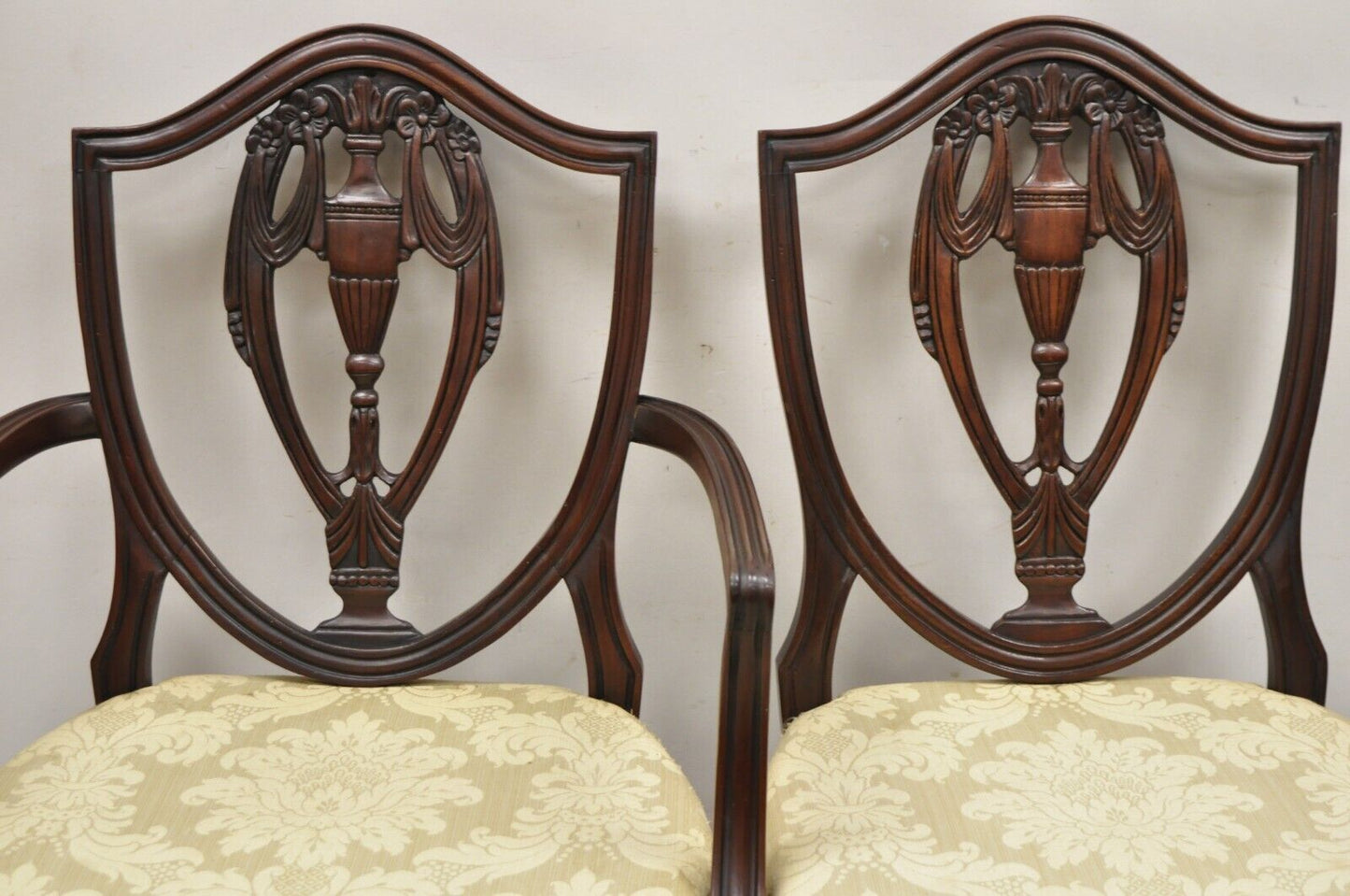 Vtg Mahogany Shield Back Hepplewhite Style Duncan Phyfe Dining Chairs Set of 10