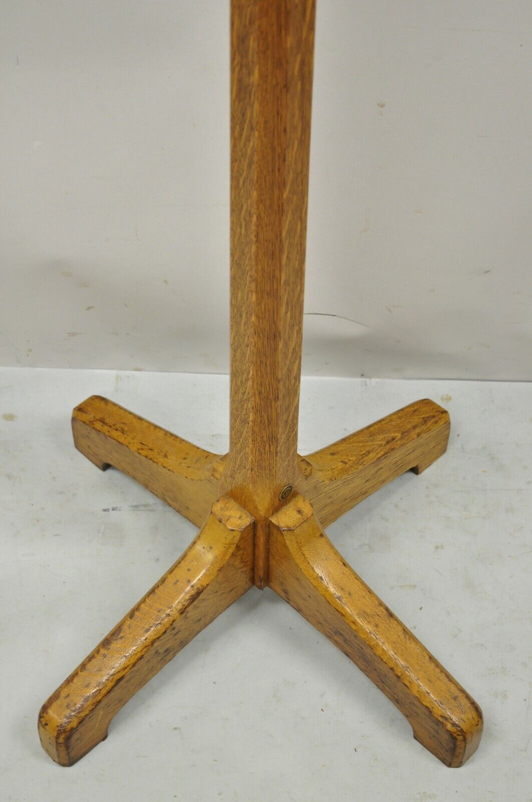 Antique BL Marble Chair Co. Oak Wood Revolving Arts & Crafts Coat Tree Stand