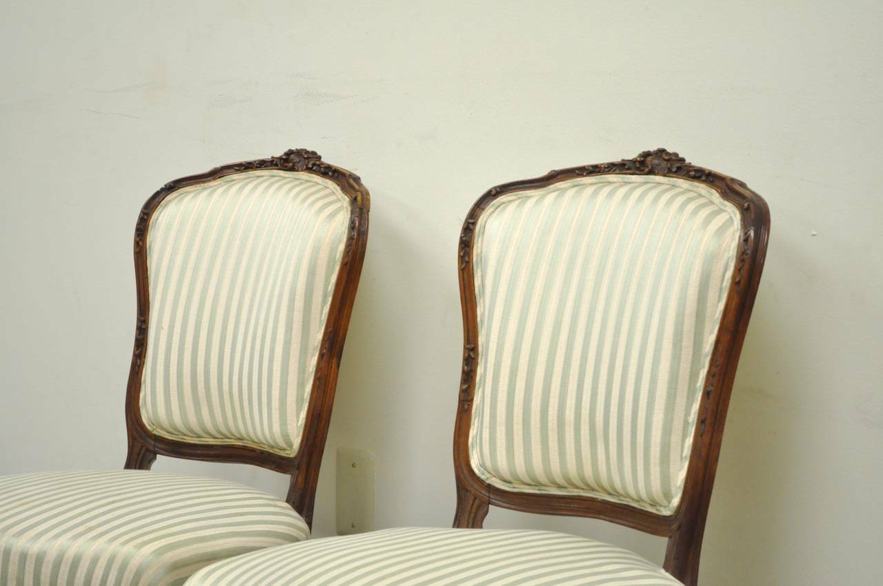 Pair of Antique Carved Walnut French Victorian Louis XV Style Side Accent Chairs