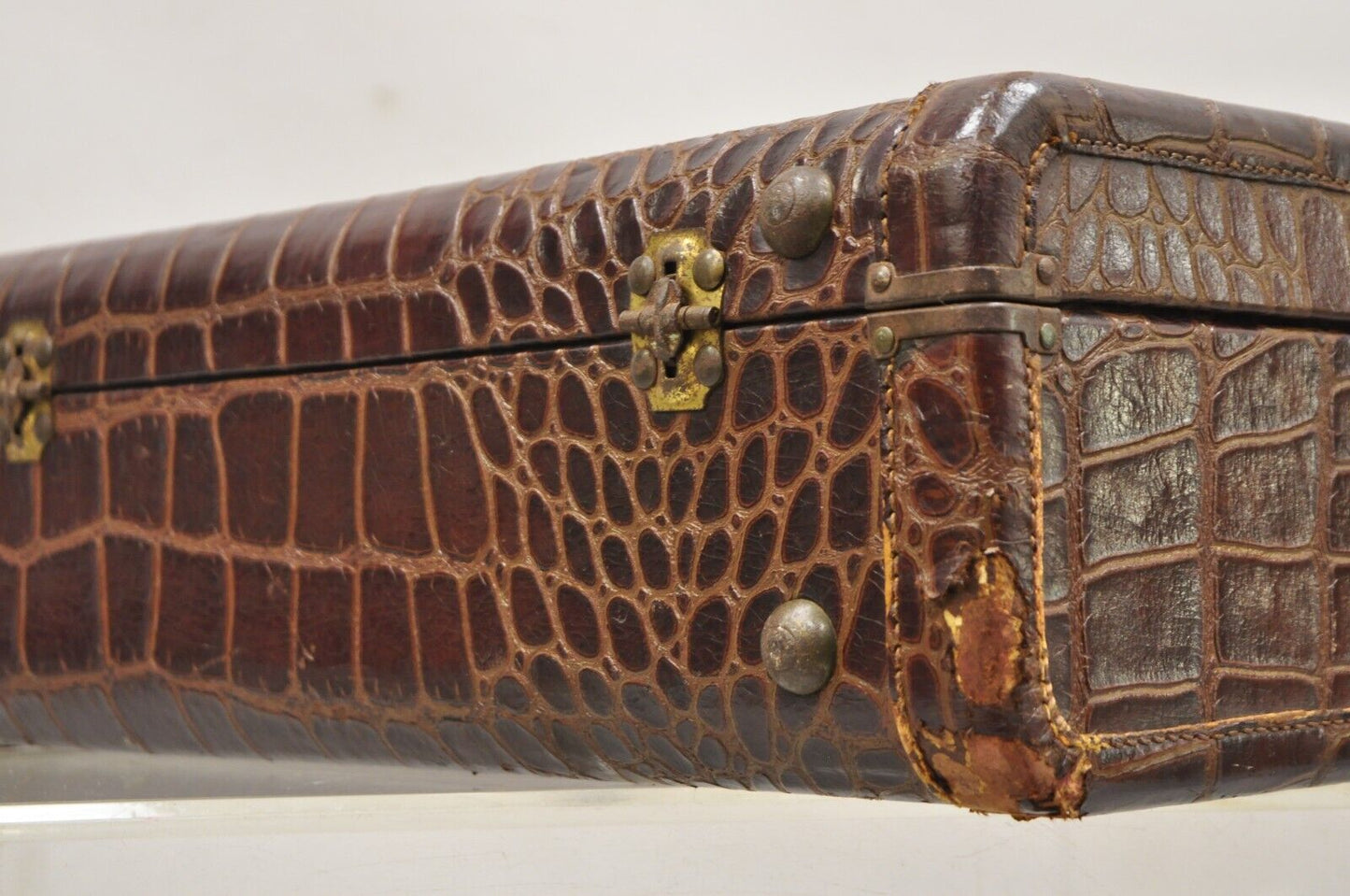 Vintage Art Deco Brown Leather Crocodile Embossed 18" Hard Suitcase Luggage