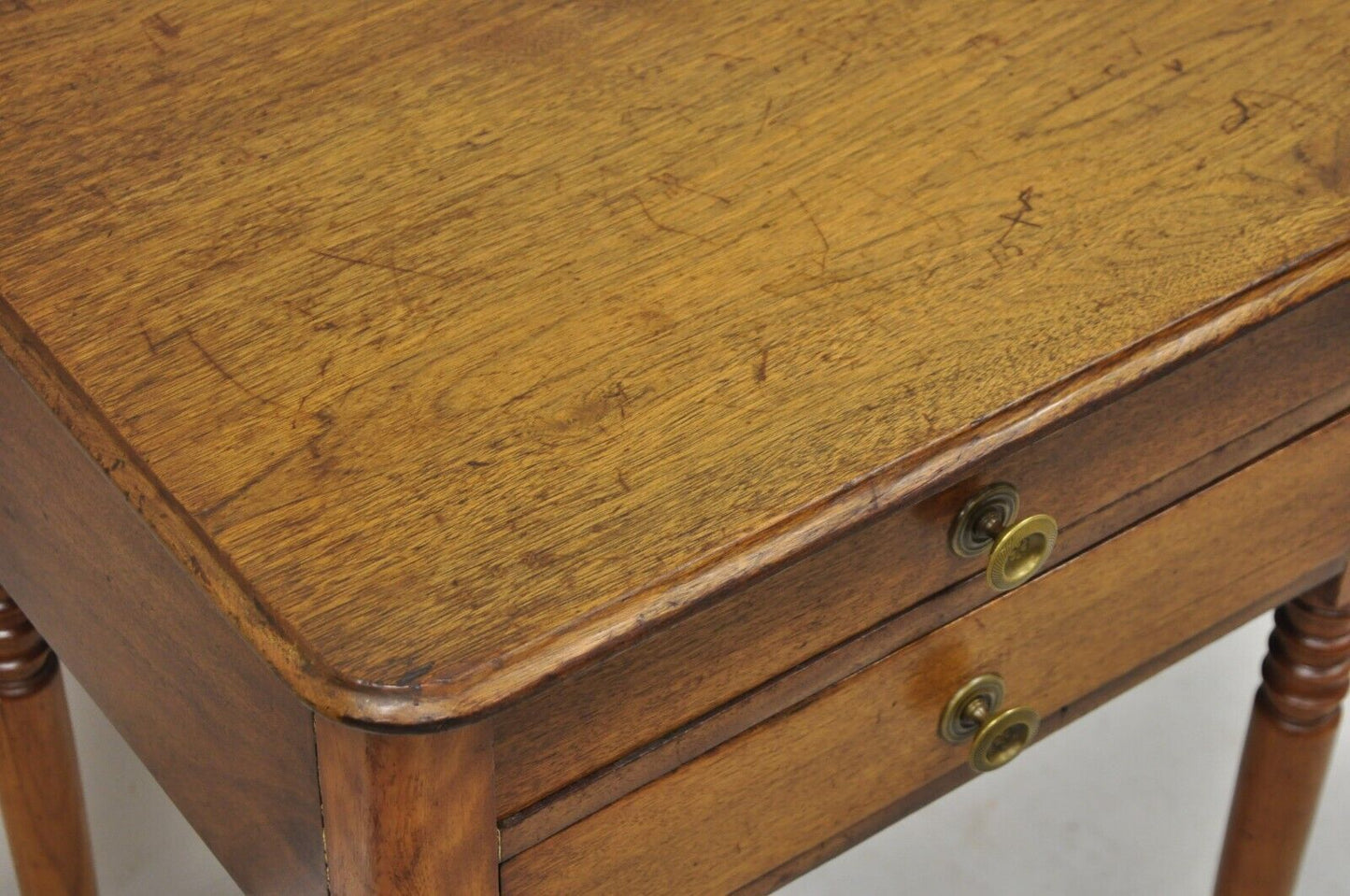 Antique American Colonial Sheraton Mahogany 2 Drawer Nightstand Bedside Table