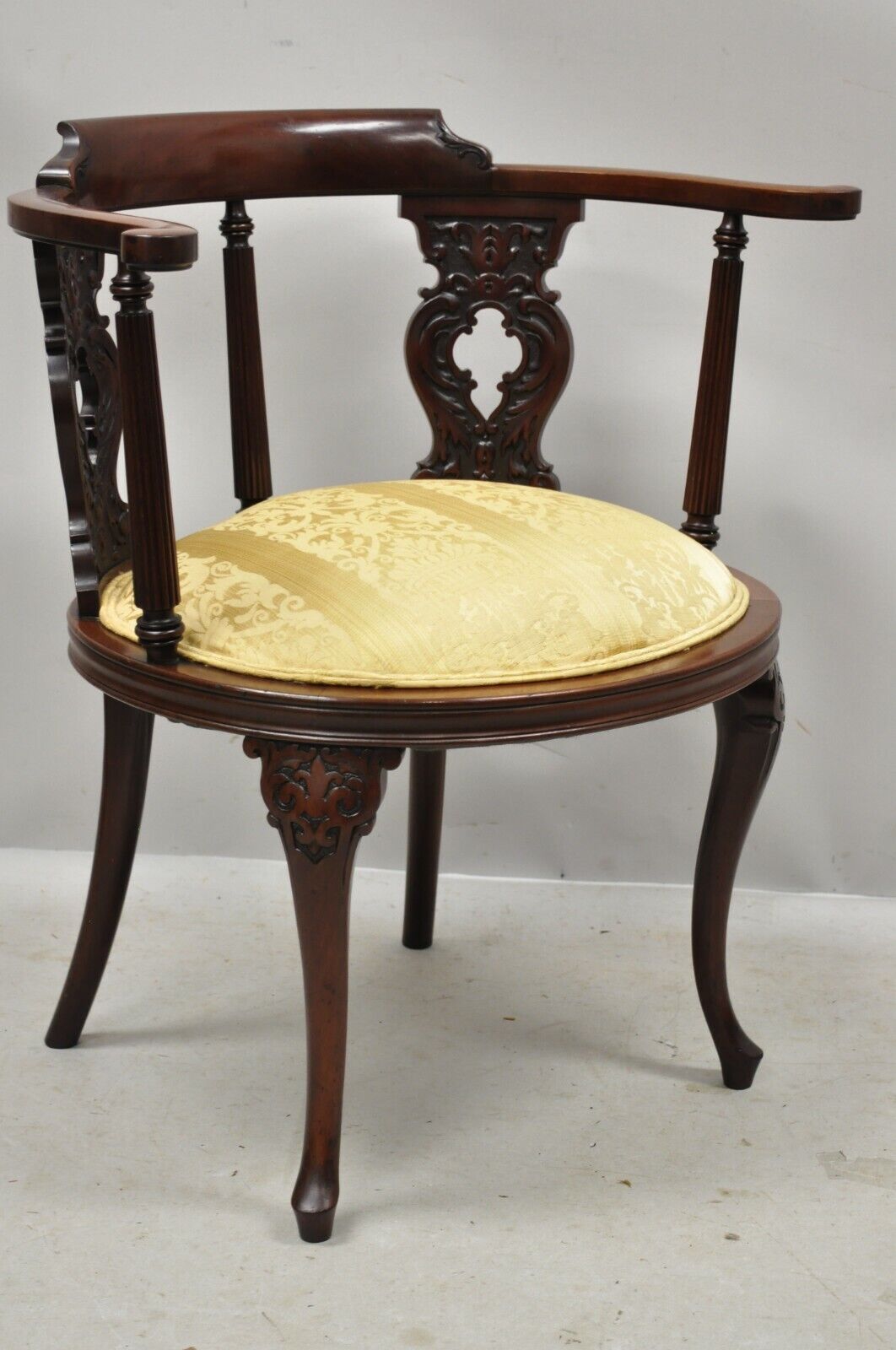 Antique Victorian French Style Mahogany Vanity Accent Side Chair with Round Seat