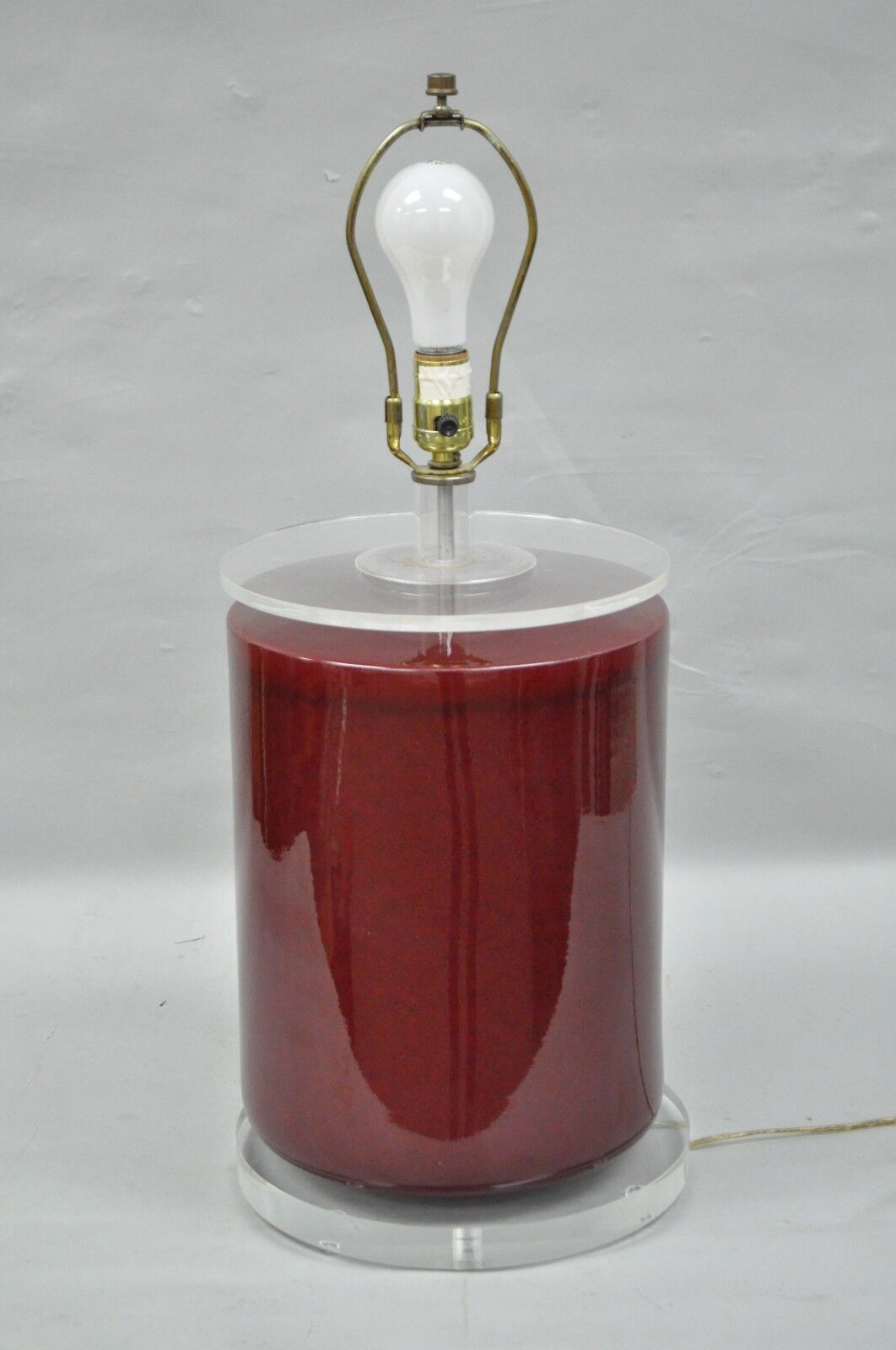 Vintage Mid Century Modern Red Ceramic Sculptural Clear Lucite Table Desk Lamp