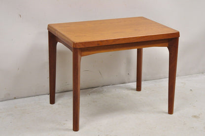 Vejle Stole Møbelfabrik Mid Century Danish Modern Teak Wood Side End Table