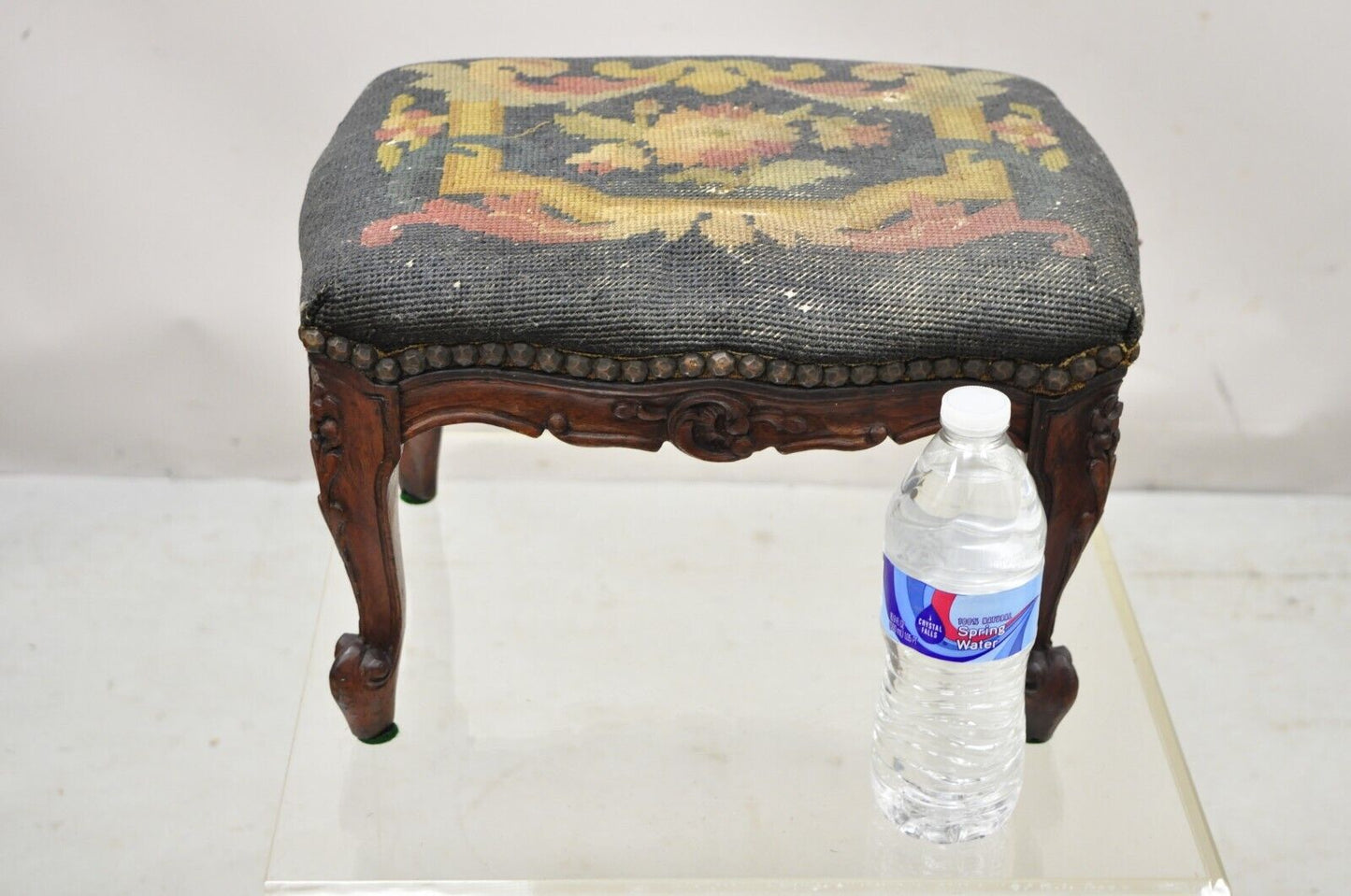 Vtg French Country Louis XV Style Carved Walnut Needlepoint Footstool Ottoman