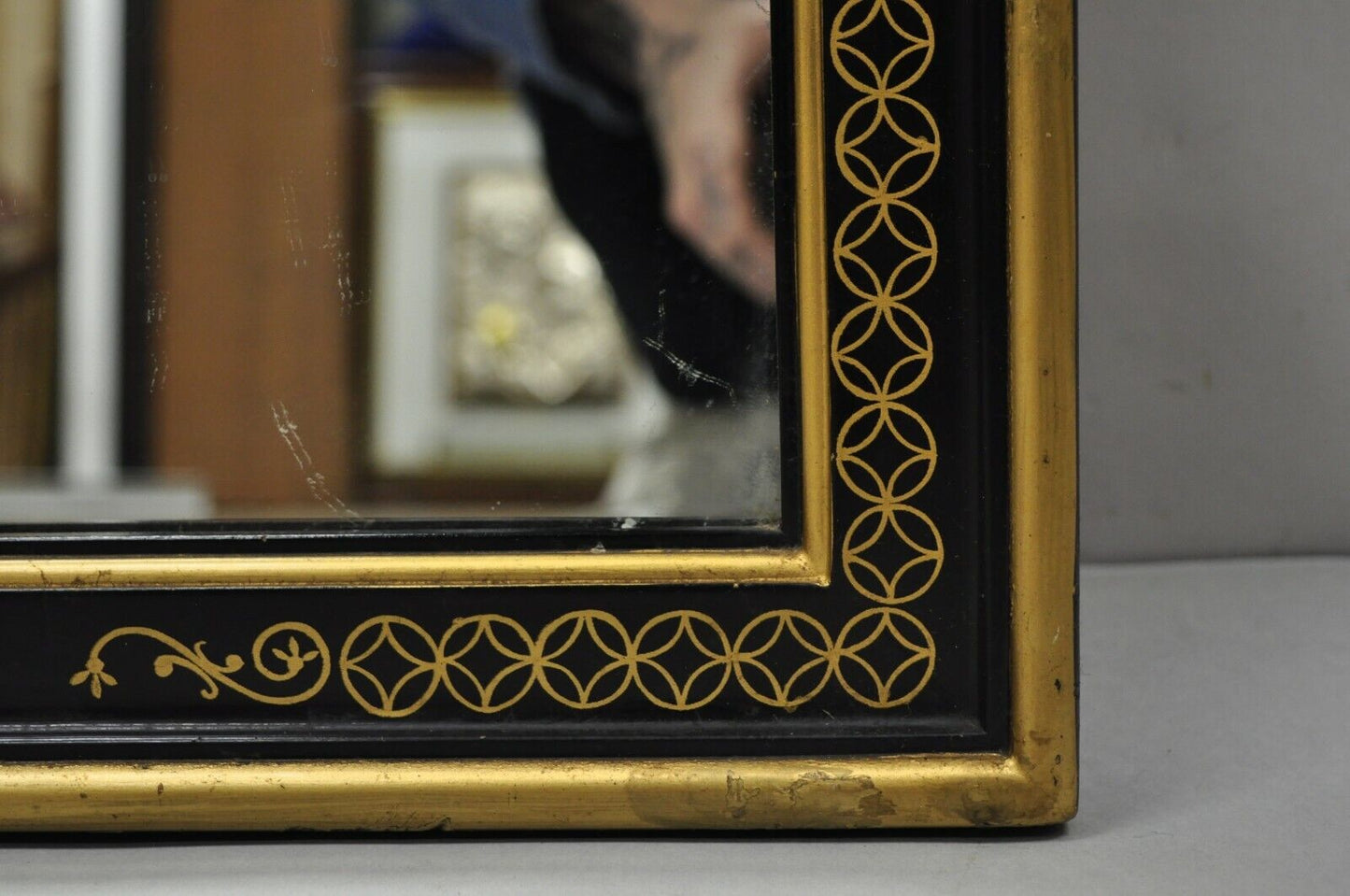 Vintage Chinoiserie Drexel Et Cetera Style Black Gold Arch Wall Mirror