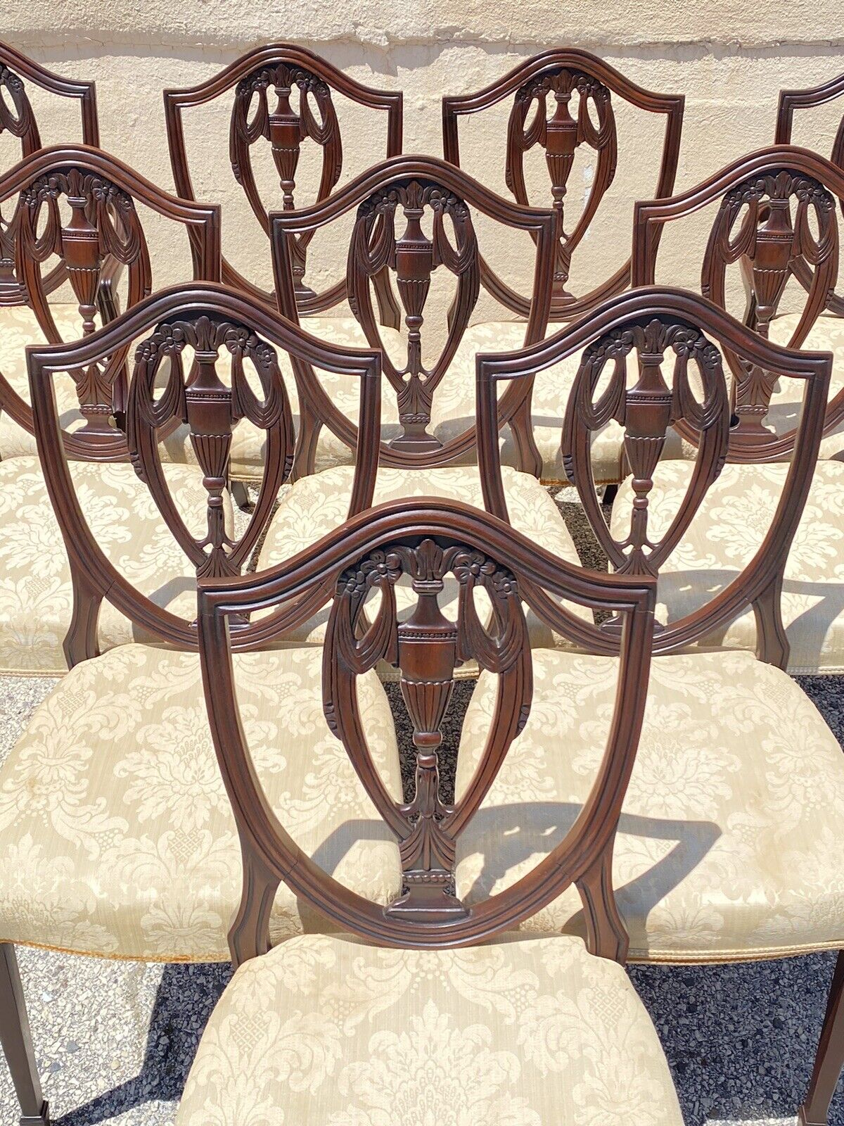 Vtg Mahogany Shield Back Hepplewhite Style Duncan Phyfe Dining Chairs Set of 10