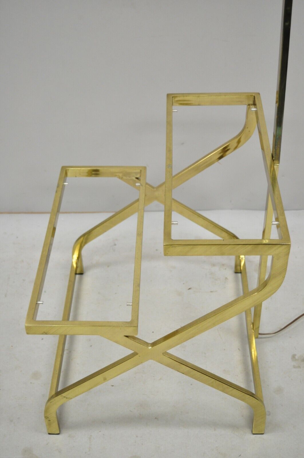 Vintage Mid Century Modern Brass Metal 2 Tier Step Up Floor Lamp End Table