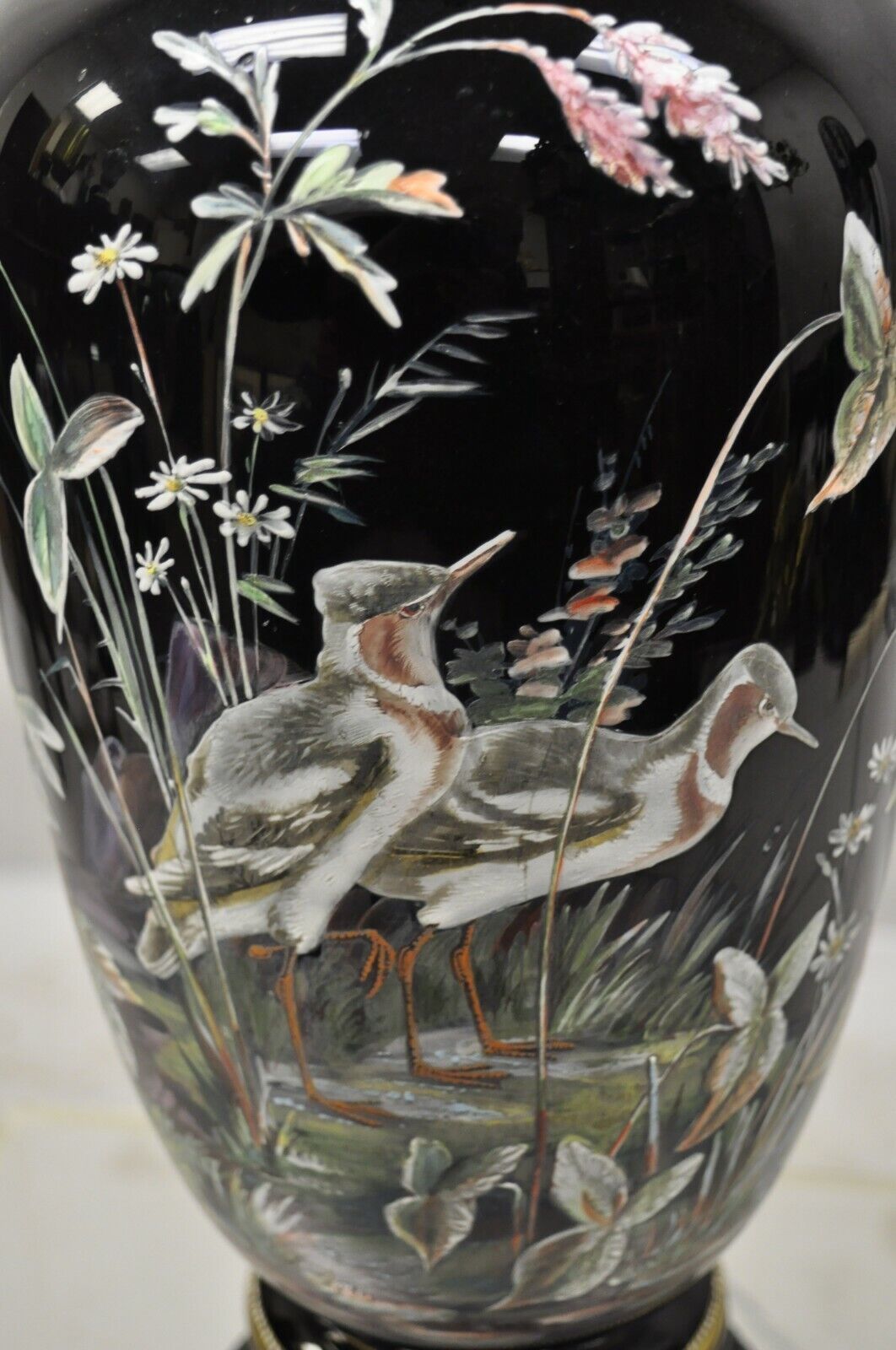 Chinese Chinoiserie Porcelain Ceramic Black Jardiniere Bird Painted Table Lamp