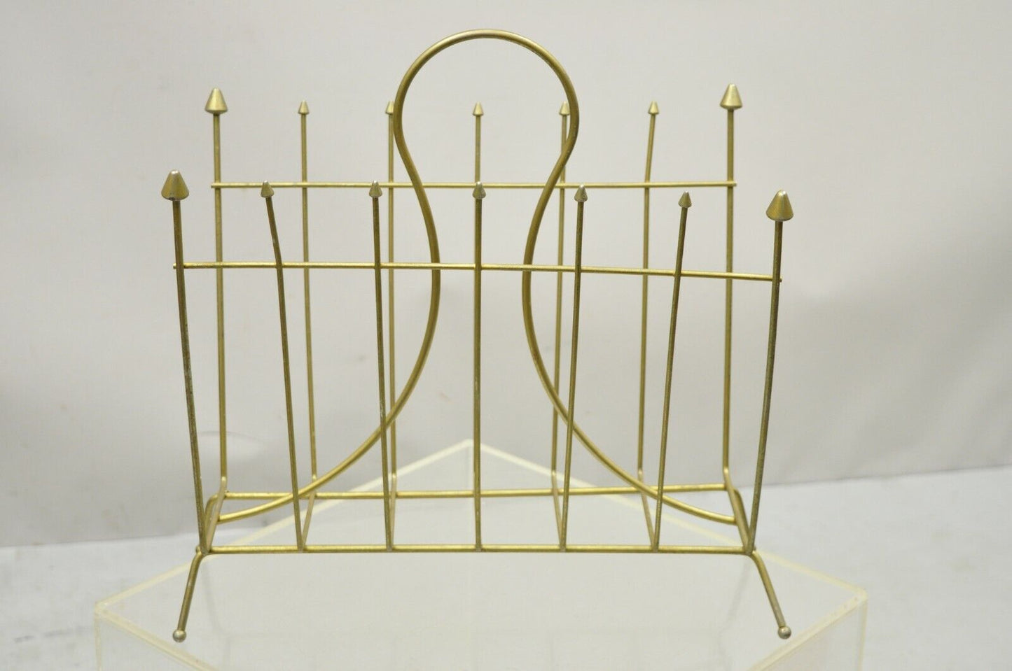 Vintage Mid Century Modern Atomic Era Metal Wire Gold Magazine Rack Stand